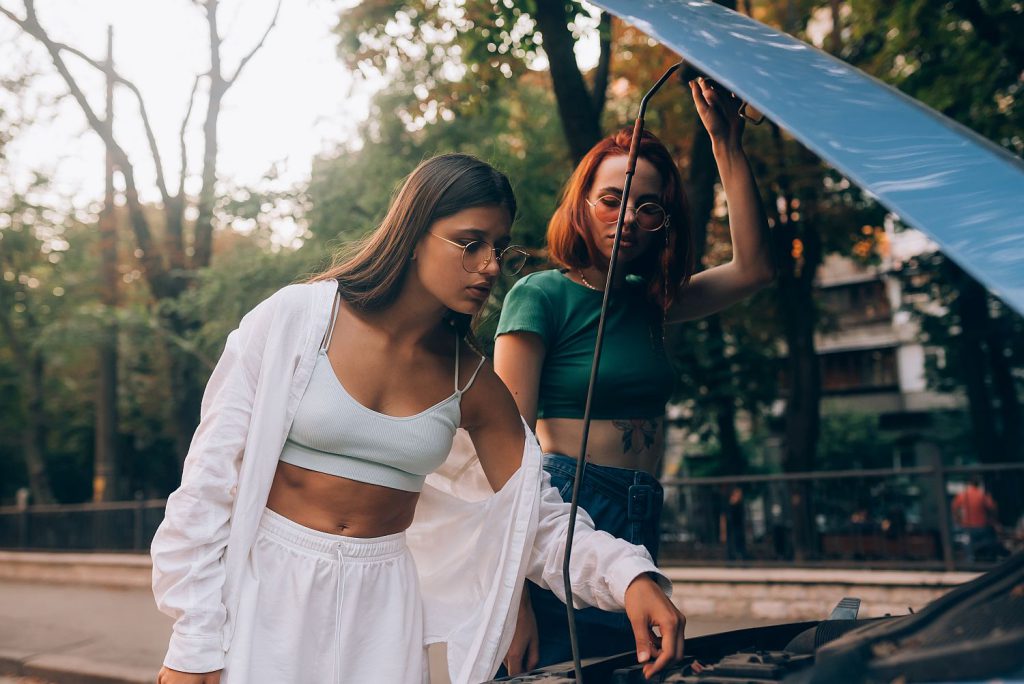 Jak często psują się auta dostawcze na trasie Tychy – Gliwice i dlaczego to logistyczny problem?