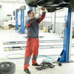 Diagnostyka pęknięć i uszkodzeń strukturalnych ram w pojazdach użytkowych – metody wykrywania i dokumentowania